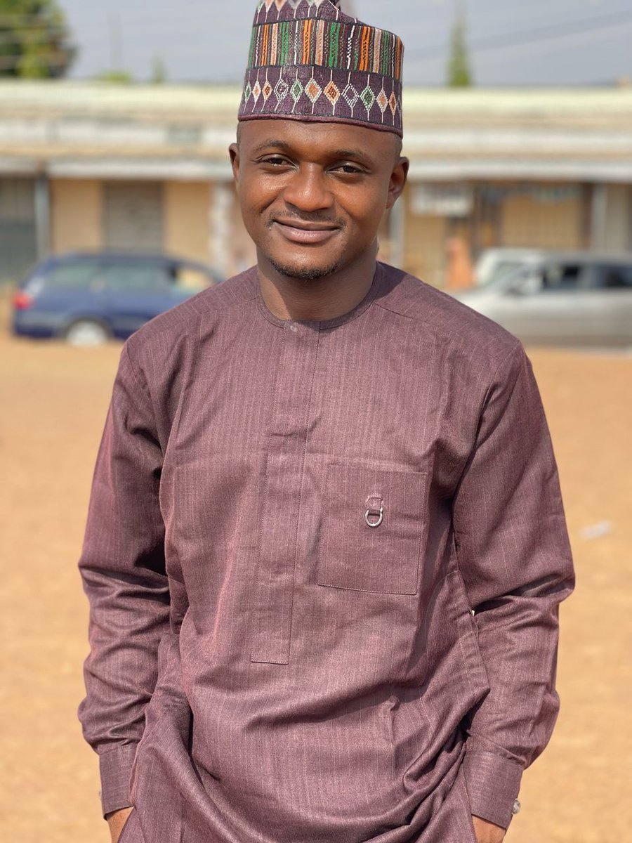 SimpaAnas's tweet photo. @grok @Abba_gallah51 Hey @grok add 2 wives beside me pls https://t.co/HtP3u1QY5X