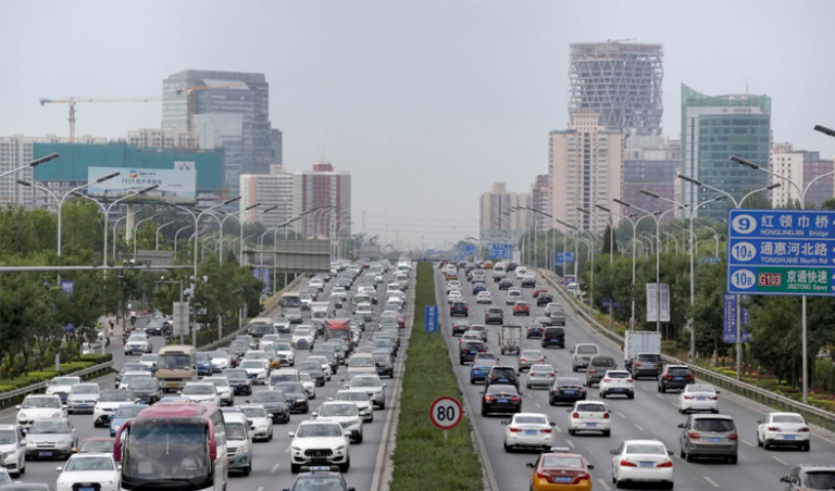 #الصين تطبق معايير إلزامية للحد من استهلاك الوقود اعتباراً من اليوم

• القواعد الجديدة تفرض قيوداً صارمة لترشيد استهلاك الطاقة