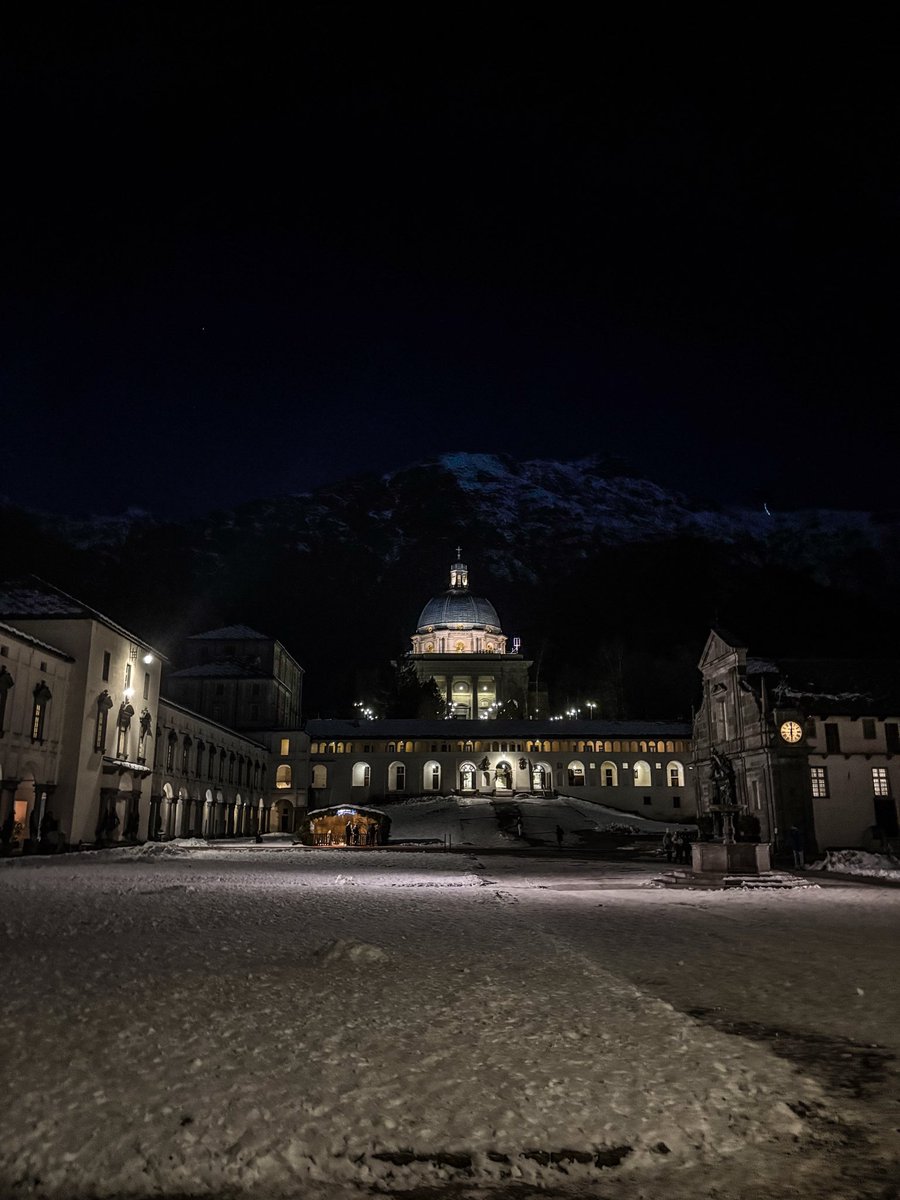 𝑆𝑒𝑟𝑒𝑛𝑎 tweet media