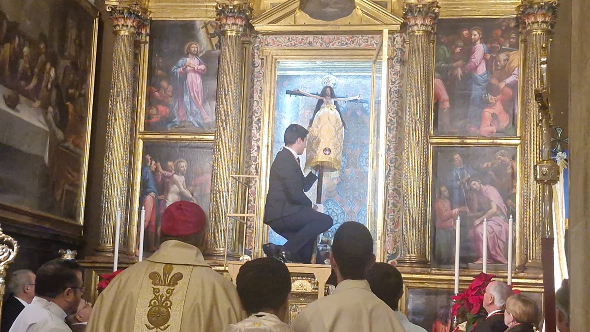 La diócesis de Huesca comienza 2026 venerando al santo Cristo de los Milagros
iglesiaenaragon.com/la-diocesis-de…