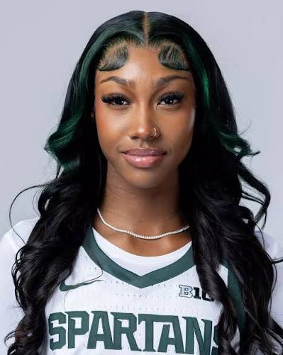 Player Spotlight 🚨‼️

Jalyn Brown <a href="/JalynB2501/">Jalyn Brown</a> made her 1st start since transferring to MSU. She had an efficient 20 pts with 18 in the first half. Saw her drop 30+ on kstate last year. Her length + athleticism makes her elite. She’s a 3 level scorer, I see W potential in her🤞🏽