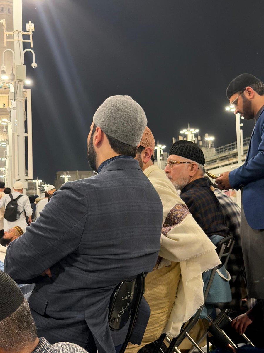 Makkah al-Mukarramah: Key moments in al-Masjid al-Ḥarām where Shaykh Hammad Mustafa al-Madani al-Qadri performed prayer.
.
.
.
#Umrah #Makkah #Mecca #KSA #ShaykhHammadMustafa #HMQ #ShaykhHammadQadri #MinhajulQuran
