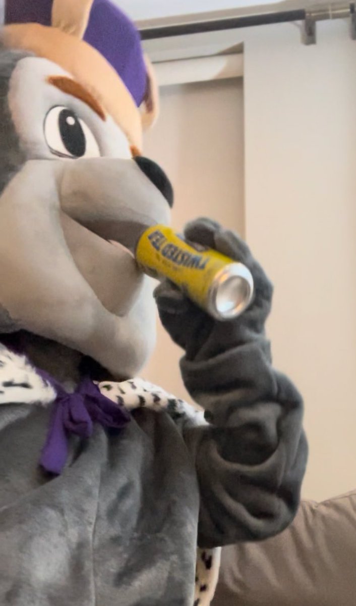 PFTCommenter's tweet image. JMU scored 34 against oregon but your not ready for that conversation