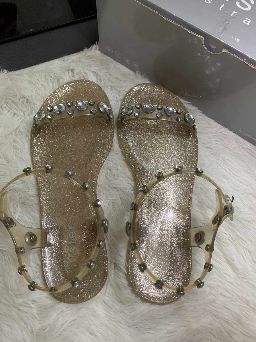 tmmwang_pupp's tweet image. รองเท้า holster size 39
1490.- รวมส่ง ขอคนรับได้ อปก.ครบค่า💌(shop2,590฿)

#ส่งต่อholster #holster #รองเท้าholster
#ส่งต่อlabotte #ส่งต่อvissy
#ส่งต่อatreasurebox