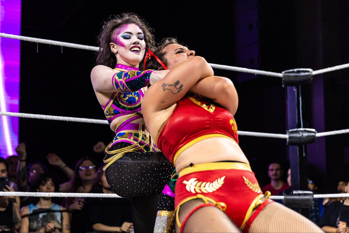 nixi_pw's tweet image. Accomplished a few things last year…

• 75+ matches
• Wrestled in 6 new countries
• 5 week European tour
• ROH debut
• WWE ID debut
• GCW debut
• Won 4 titles
• First PWI ranking
• 35,000 miles on my car

What should The Main Girl takeover in 2026? 💁🏻‍♀️✨