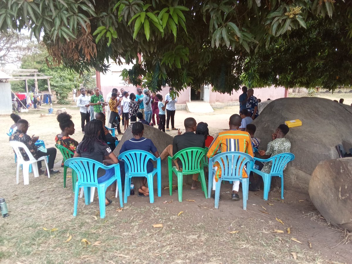 BablaJosh's tweet photo. Volunteers seated attending the Meeting. @New_LifeMission https://t.co/1qrXH5Rt4V