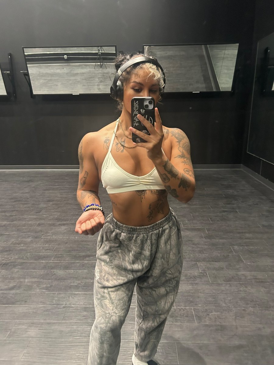 all4astra's tweet image. First shoulder pump of the year