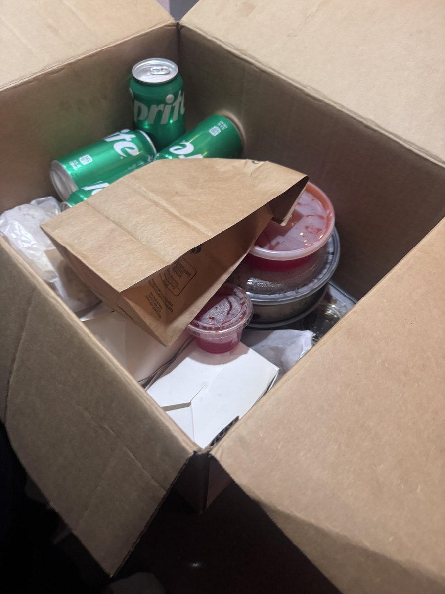 ParmaJawnCheese's tweet image. Ordered so much Chinese they had to deliver it in a box