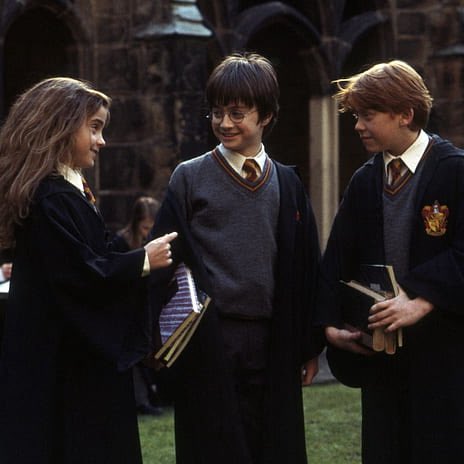 Los que crecimos con Harry Potter nunca pensamos que volveríamos a experimentar algo así. Ver un grupo de niños formar amistades, unirse para derrotar el mal, crecer ante nuestros ojos… Stranger Things ha marcado a toda una generación y decir adiós duele. #StrangerThings5