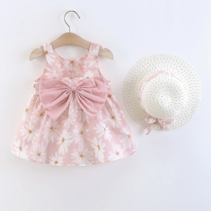 theliltotsstore's tweet image. 🌸 Princess perfection! 👗✨ Our Little Floral Princess Dress is blooming with style &amp;amp; charm! 🌺👑 Perfect for your little royal! 💖✨🎟️ Code: winterwise (20% OFF!) 
$19.88
💻thelittletotsstore.com/.../little-flo…
#KidsFashion #TheLittleTotsStore #PrincessStyle #FridayFeeling