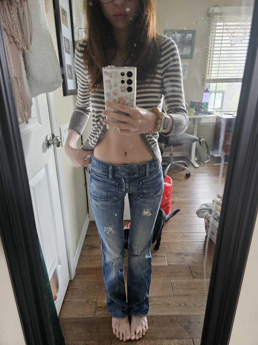 ≽^• ˕ • ྀི≼ merp tweet media