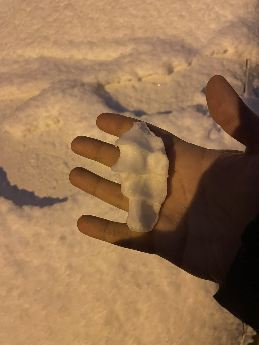 Kar topu yapayım derken benim anadoluluk ❄️😀
📍#Samsun #2026YeniYıl <a href="/omugiller/">OMÜ GİLLER</a> #KarTatili