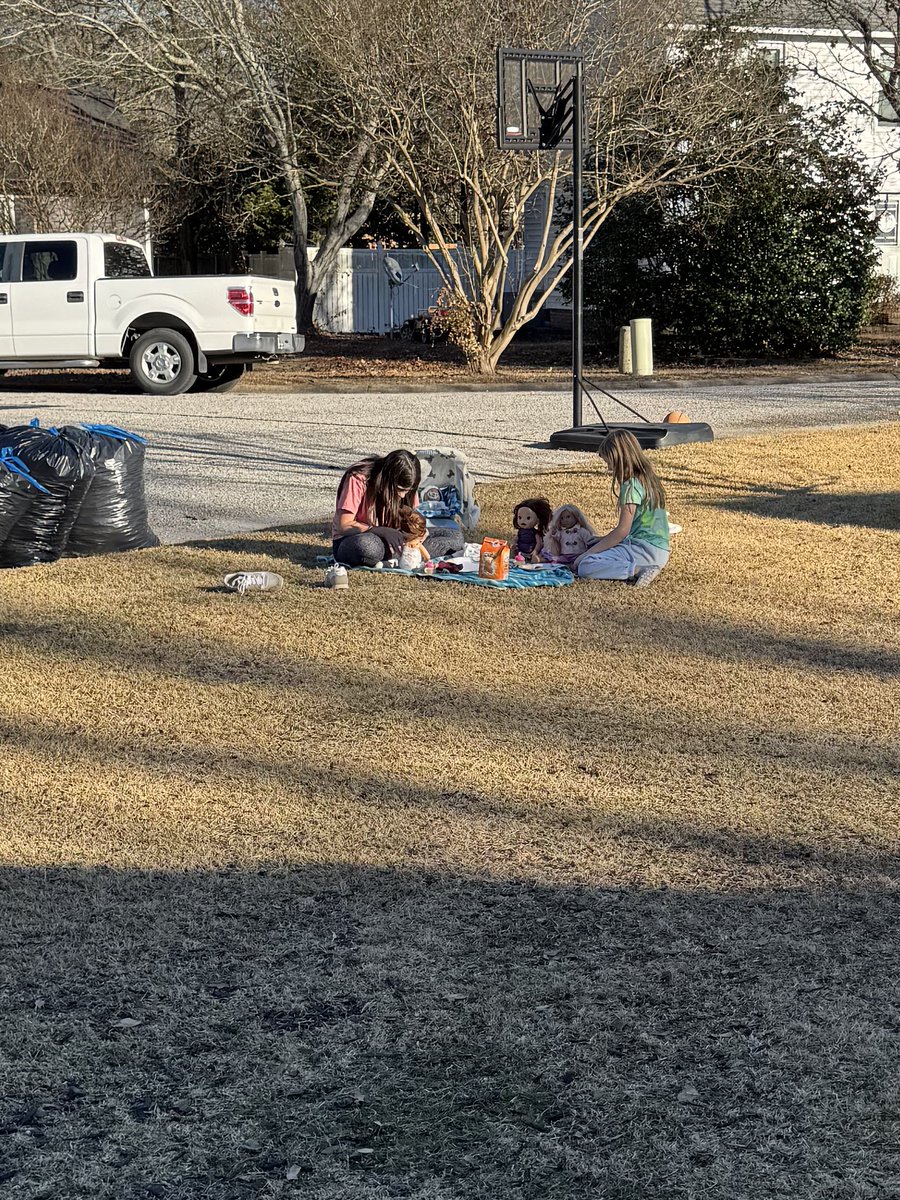 Mitch West tweet media