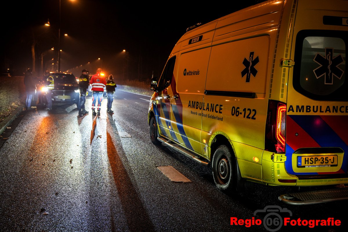 Gewonde na aanrijding aan de Zutphensestraat Apeldoorn