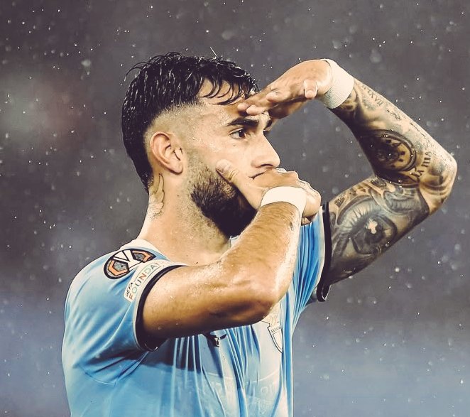 upperclass951's tweet image. Credo che la tua sfortuna più grande sia stata infortunarti sempre nei momenti in cui eri più in forma. Ma anche raccogliere l'eredita di un giocatore simbolo come Immobile.
Ora vai in Inghilterra e prenditi il Mondiale.
Grazie di tutto Taty🇦🇷