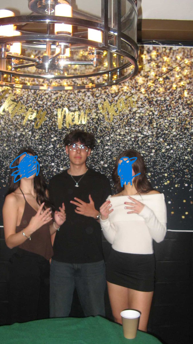 𝔱𝔥𝔬𝔪𝔞𝔰 tweet media