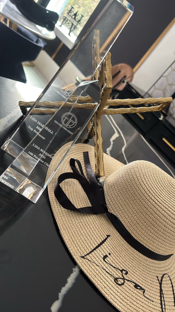 The goal is to out work last year. Thank God for a successful 2025🍾   #blessed #HappyNewYear2026 #Soonermom #TexasRealtor