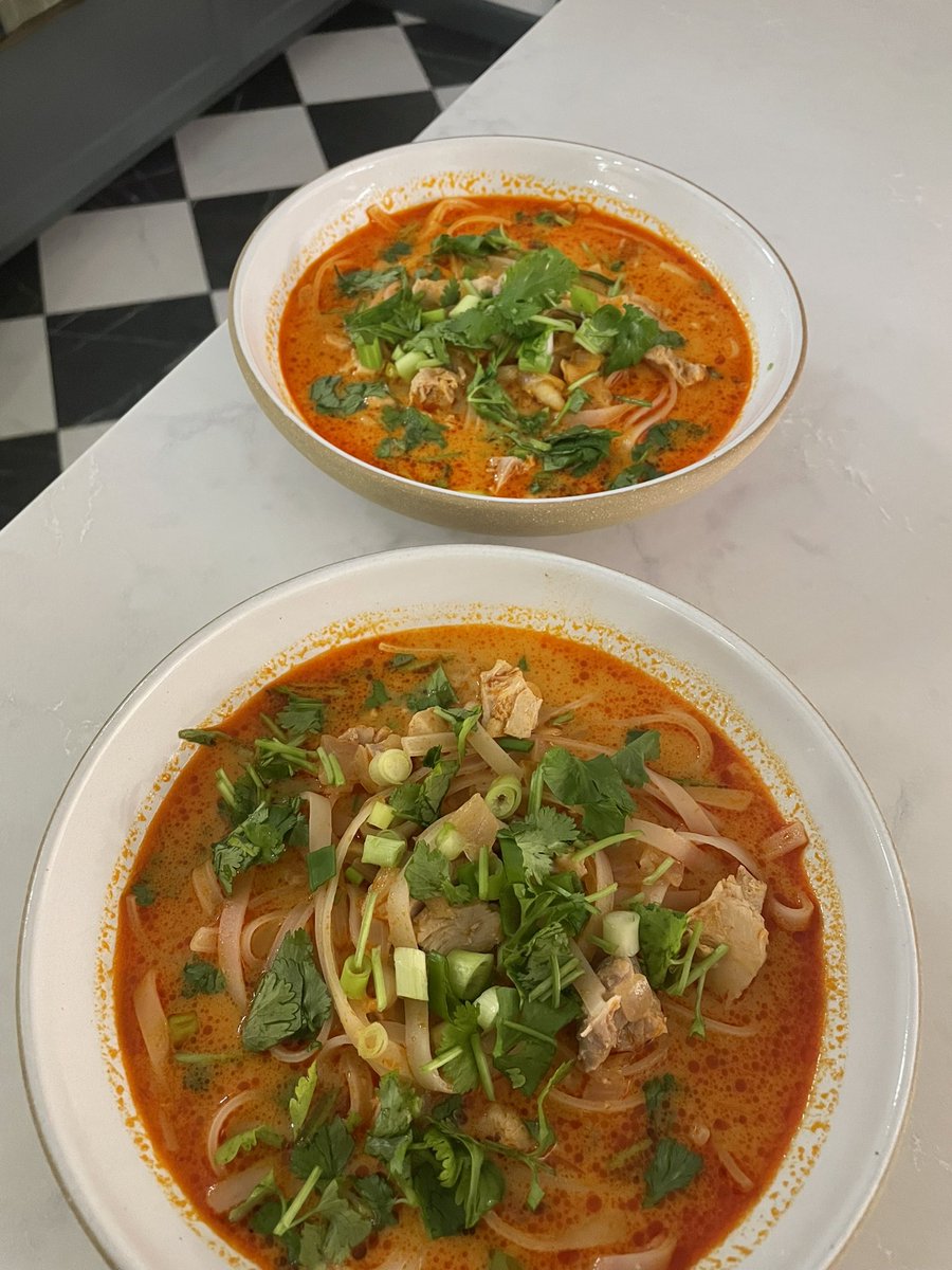 alyssaleann's tweet image. There may not be peace on earth, but there is peace in our little corner of it, and that’s something