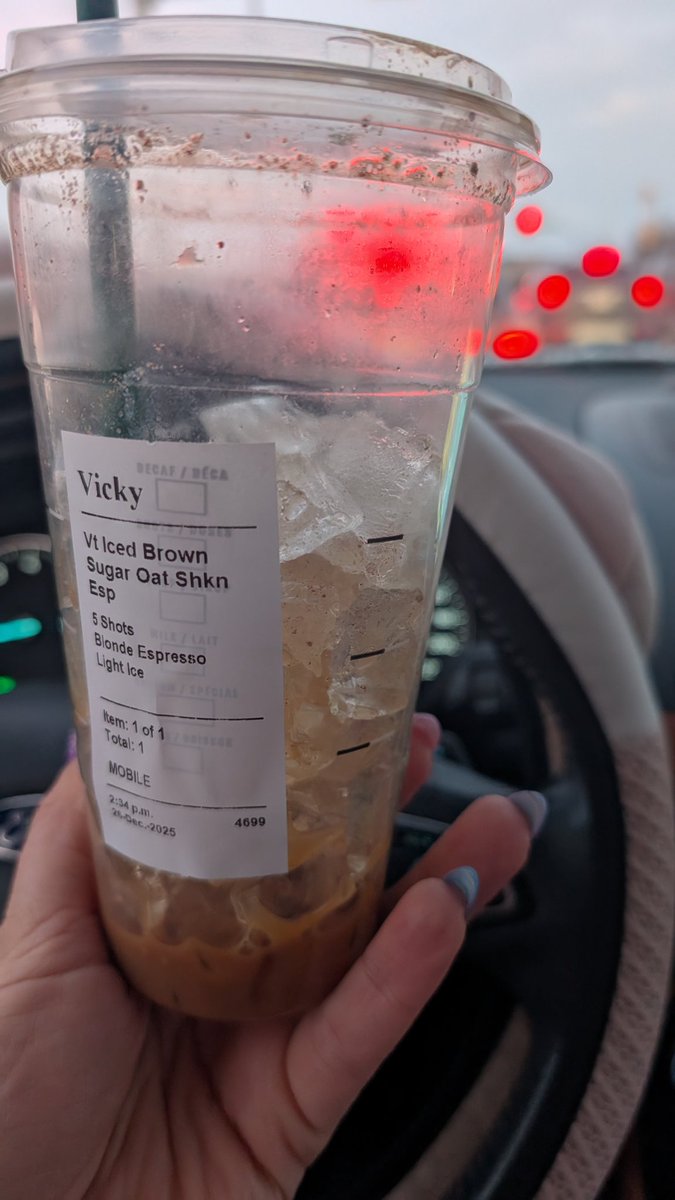 vickykitty3's tweet photo. @StarbucksCanada
 I went to redeem my birthday reward, and was disappointed to find the "light ice" portion of my drink request completely overlooked. I had sent a DM on the day of, but no answer from your @starbuckscare account 😓 https://t.co/HAxJkAfxWW