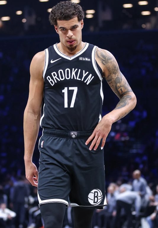 Pistons France 🇫🇷 tweet media