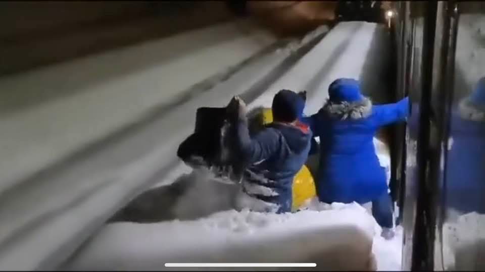 <a href="/Konwinski_PO/">Zbigniew Konwiński</a> Ludzie chcieli podziękować Tuskowi, ale utknęli...