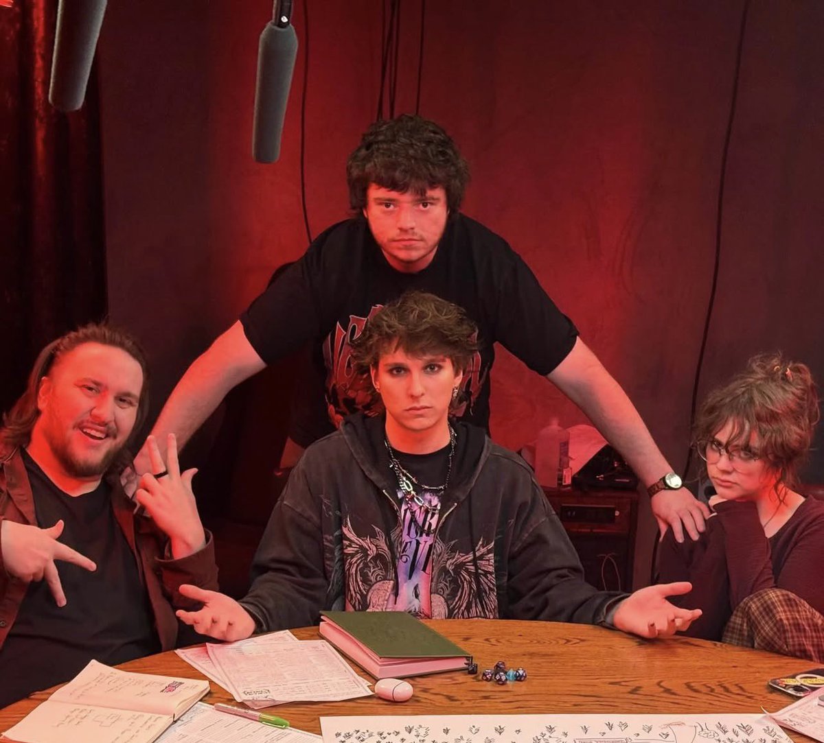 MumblesUpdate's tweet image. Milo appears in Slimecicle’s year recap instagram post!