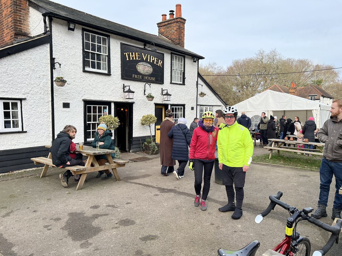 HaveringCycling's tweet image. Four Havering CTC riders kicked off 2026 with a chilly ride to Mill Green. Lunch in The not too busy Viper. Return into a headwind. Sunday- “Orchard Café” Trinity Buoy Wharf.