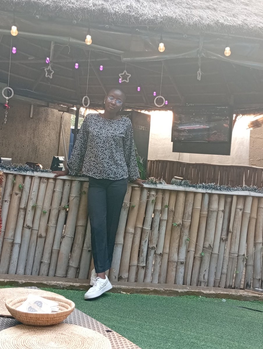 oluwatosin tweet media