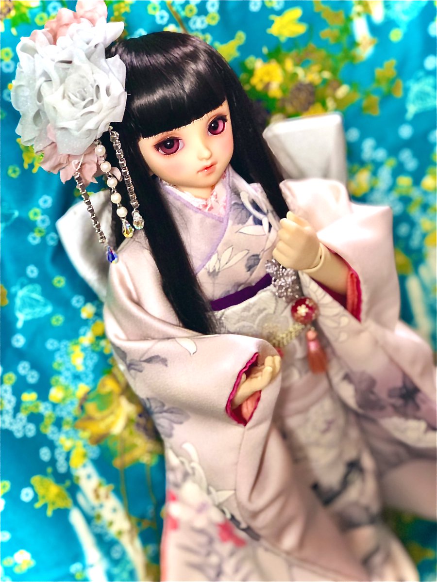 おはようございます

鈴響(すずね)

#着物花凛  #おはドル