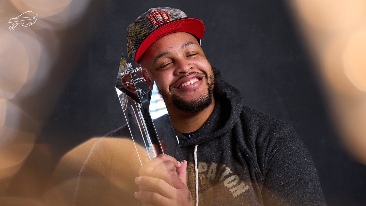 BuffaloBills's tweet image. It's DOUBLE VOTE day. ❄️

#WPMOYChallenge + @DDawkins66