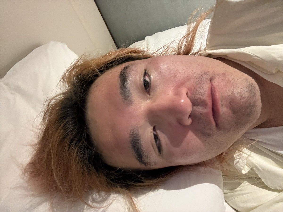 nodazourimune's tweet photo. 46時間寝ないで、潰れた喉で、寒中水泳を間に挟みつつ、100km歩いたら、顔が知らん人になるよ！絶対に真似しないでね！応援ありがとう！おかげでクリアできました！ https://t.co/fzZjKwxfqf