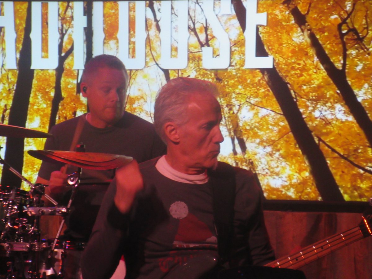 QOTDCT's tweet image. #RecentlyInCT / #RecentConcertsInCT:
The #Groton-based American Honey @MoheganSun's @ComixRoadhouse, 12/20/2025