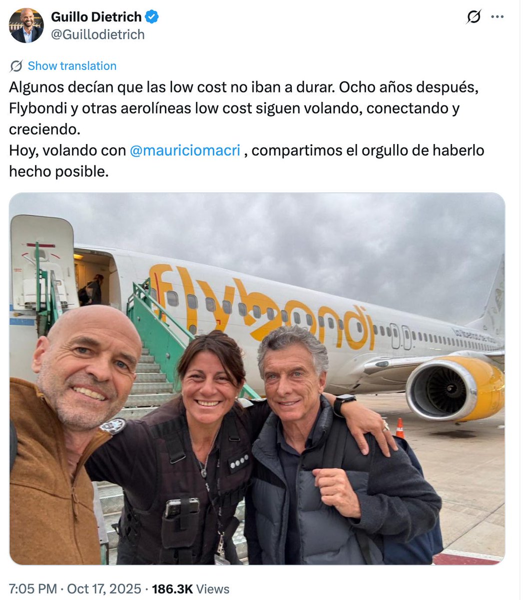 #VivaBukele ® tweet media