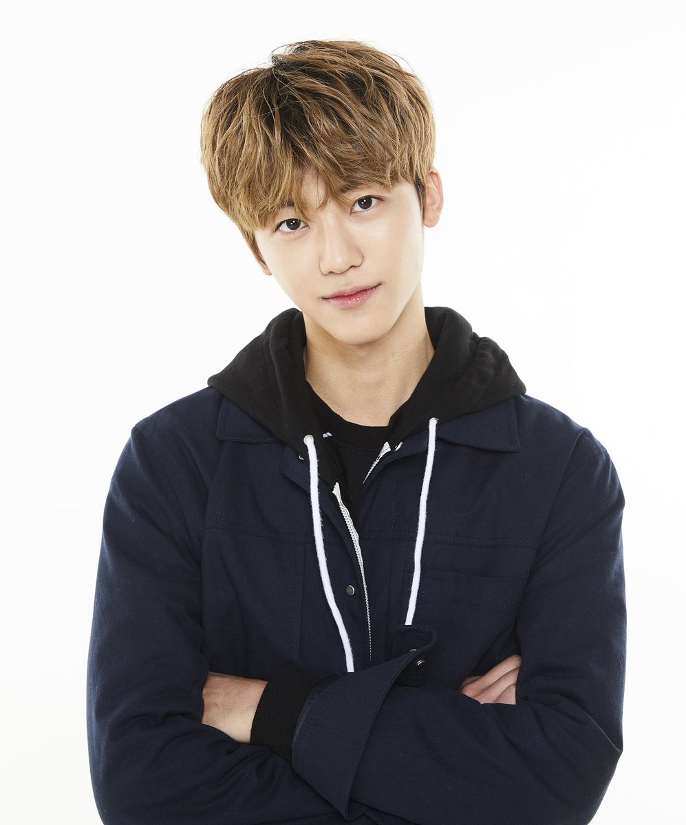 itznajaem's tweet image. from this                                    to this
han daegang                            taehee

im so excited for actor jaemin!! 🥹😭