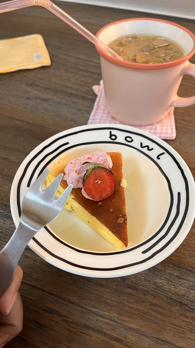 novienska's tweet photo. 51. Tiki-taka 

mini tapi enak kopinya 🤤 https://t.co/PzwYLUWHN1