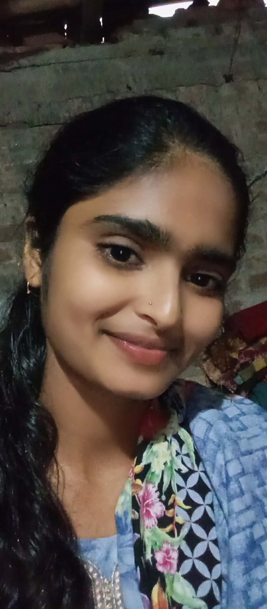 অনাহারী হৃদয় জানে না! 
পথে ছিলো কতো ভাঙ্গন •