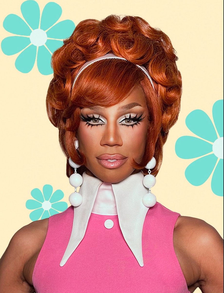 Drag_Crave's tweet image. Naomi Smalls looks sensational in a revamped version of her Promo look for RuPaul's Drag Race season 8 for her YouTube series "From Head to Toe".