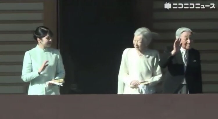 kitanocurry's tweet image. 愛子さまは美智子上皇后のお隣り☺️✨

おそらく愛子さま初参加の時の立ち位置は、本来はここだったと思いますよ😅