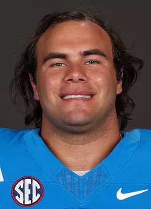 SplitzMcGee_'s tweet image. Idk, why Luke Hasz looks like he’s 37.