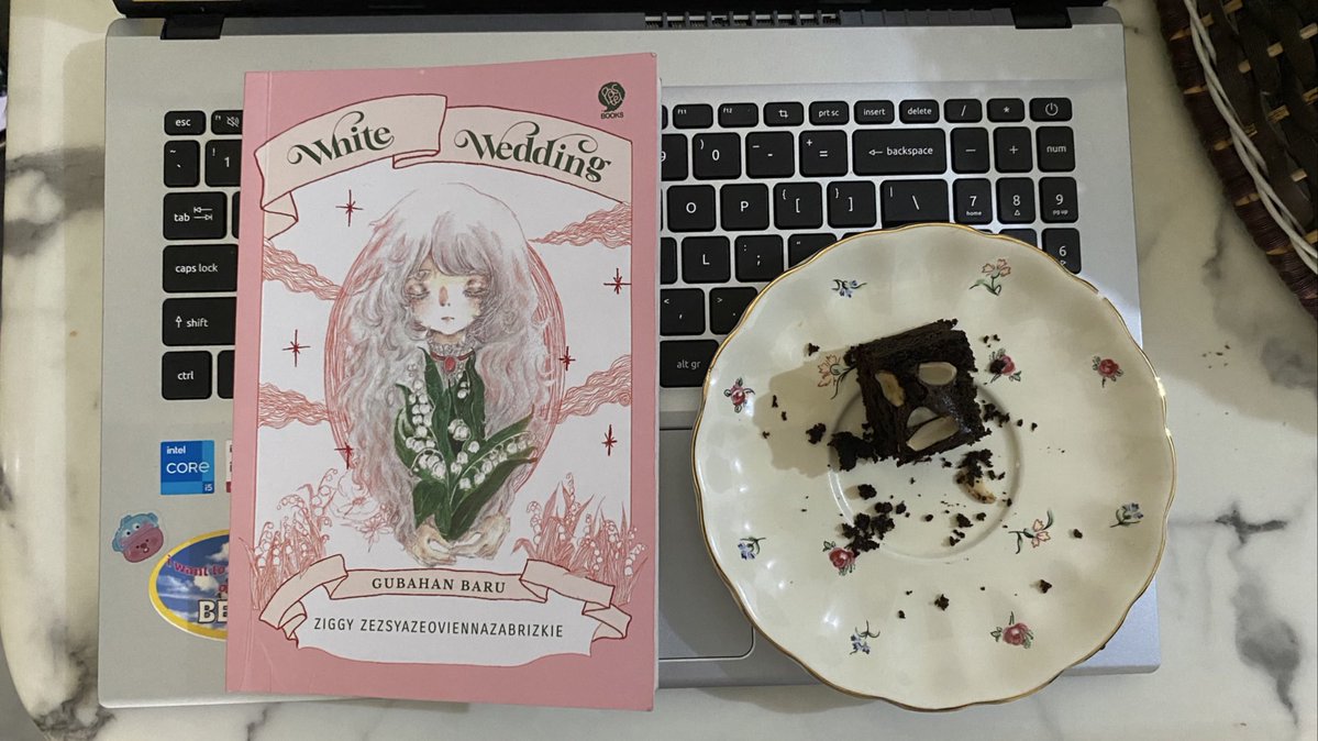 jchanbies's tweet image. good morning peeps!!! (sebenernya aku kerja tp kok malessss bgtttt)