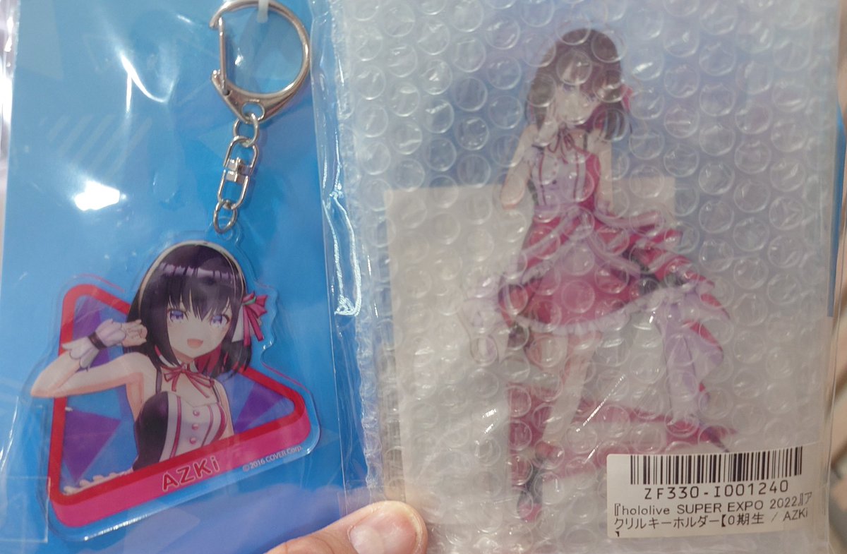 そんで3rdのアクキーとアクスタ見つけたから即購入した！！！ やったぜ