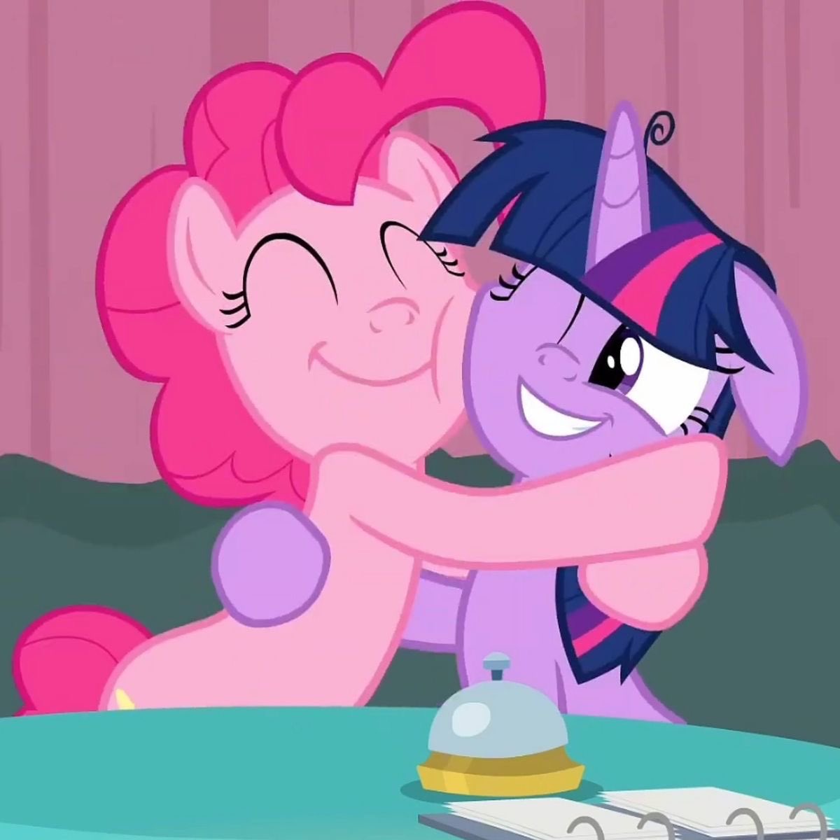 MoonMoon1815770's tweet image. you cannot deny that their love language is physical touch