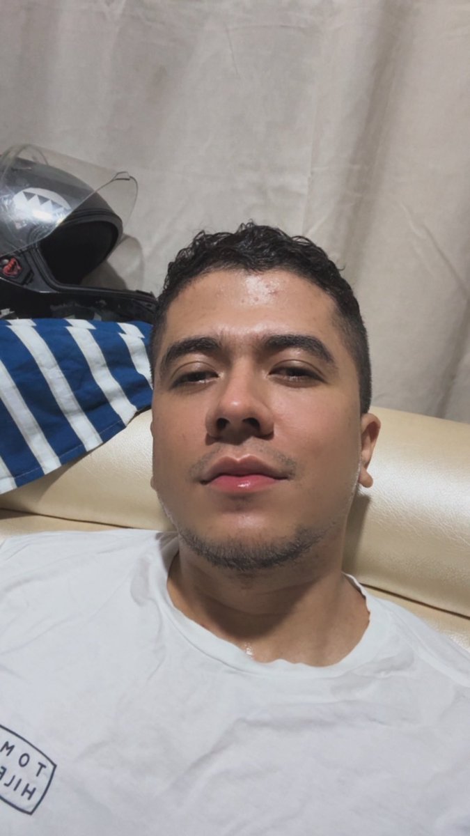 CallHimSebas's tweet image. Listo para seguir haciendo pereza ✅