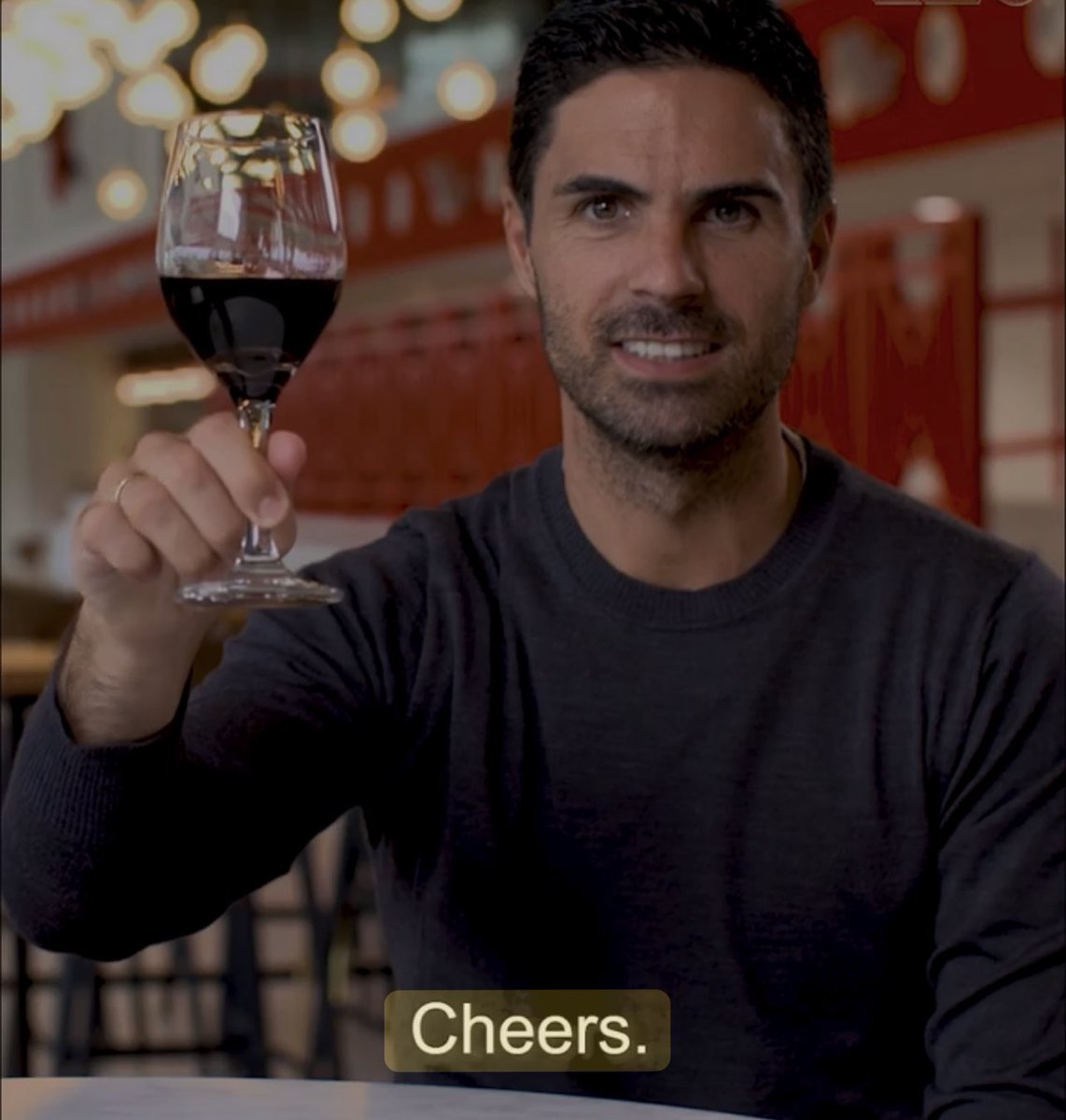 PatrickTimmons1's tweet image. Arsenal win. 

City drop points. 

Liverpool drop points. 

United drop points. 

Spurs drop points. 

Villa drop points. 

Chelsea drop points.