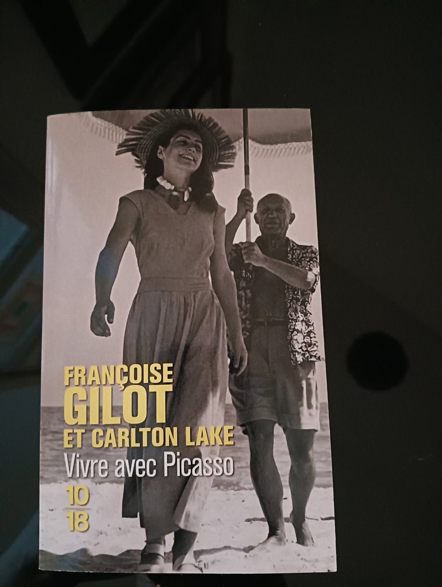 Proposito per il nuovo anno: trovare più tempo per leggere!

Finito il 2025 leggendo
Iniziato il 2026 lo leggendo

#FrancoiseGilot 
#VivreavecPicasso
#anno2026