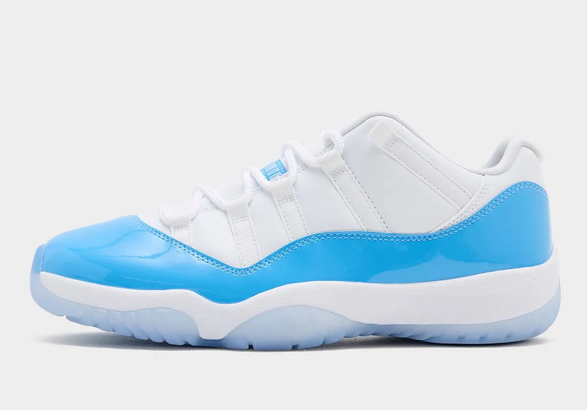 JustFreshKicks's tweet image. FIRST LOOK: Air Jordan 11 Low "University Blue" (2026) 🥶