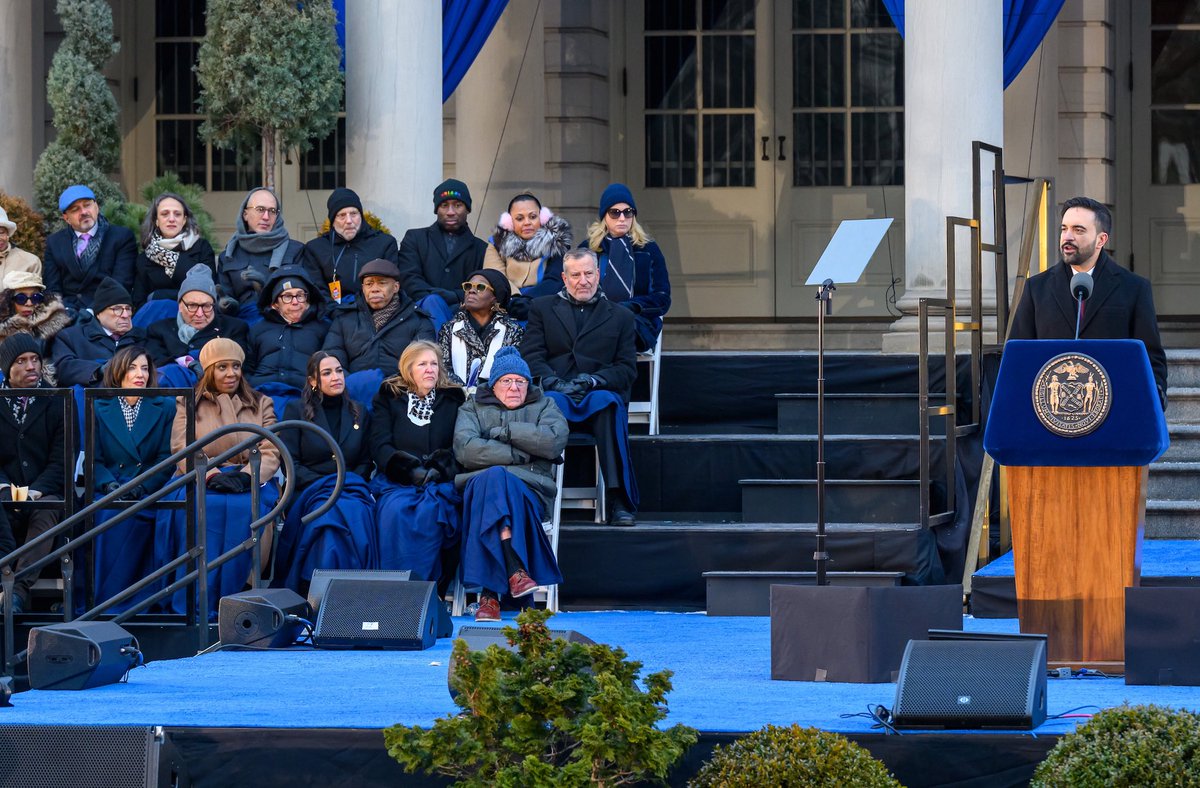 Governor Kathy Hochul tweet media