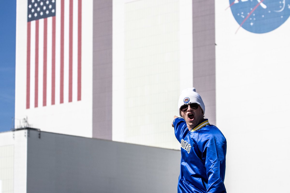 Kaplan ft. Kevin the Cube