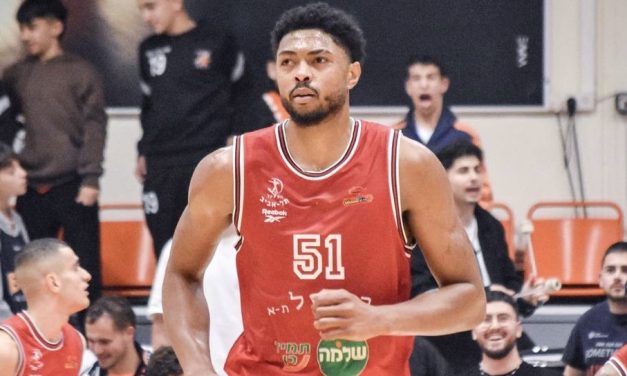Bruno Caboclo serait en négociation pour quitter l'Hapoel Tel Aviv et ne serait pas contre un retour au Partizan Belgrade 👀

#EuroLeague #EveryGameMatters