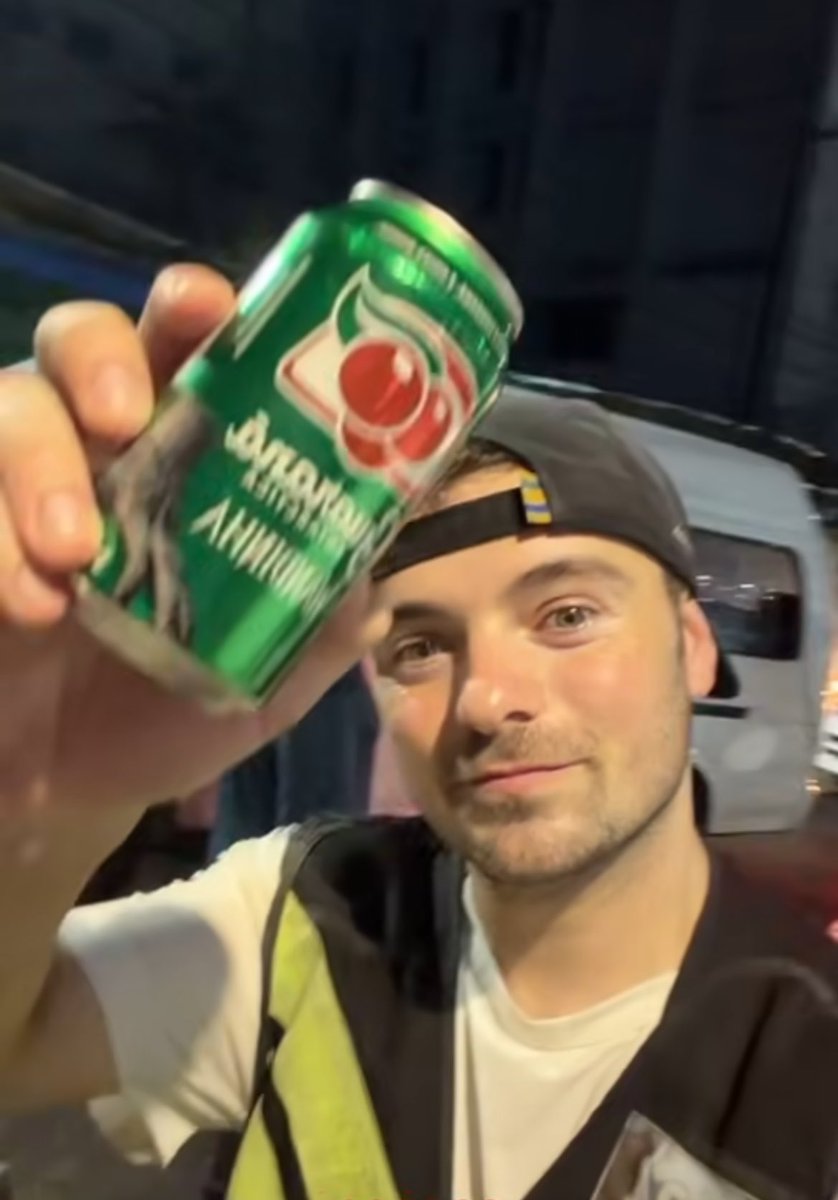 krrewella's tweet image. ELE É BRASILEIRO